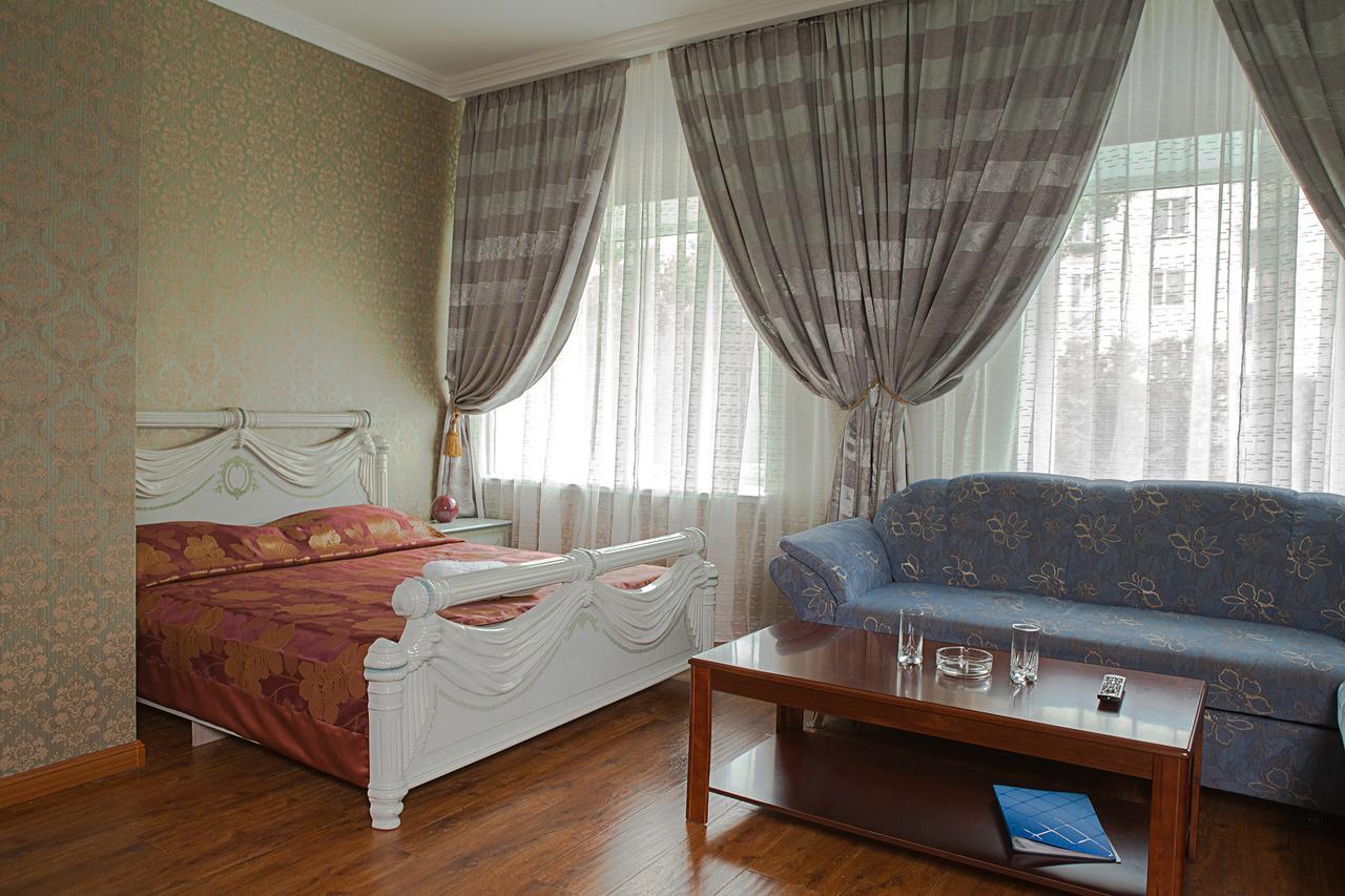 Hotel Topaz Astana Luaran gambar